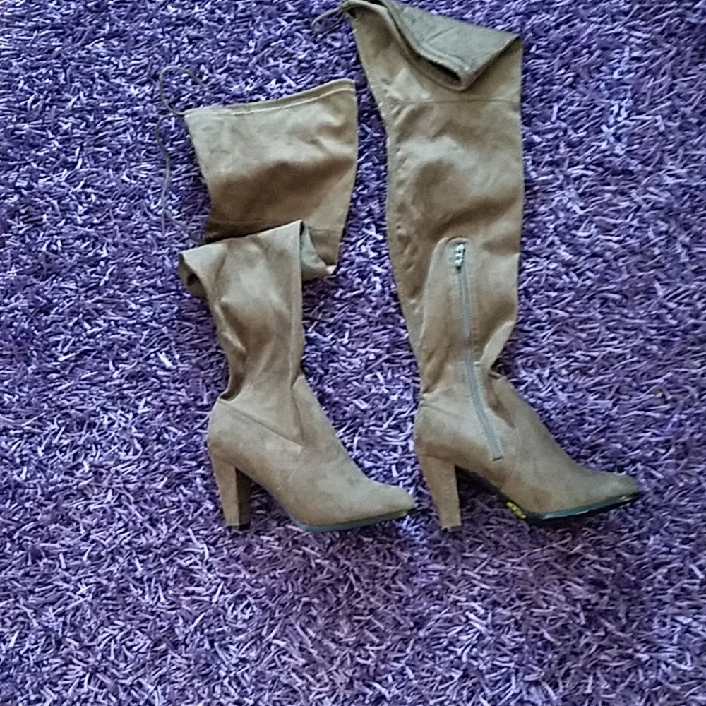 Women's boots - Picture 1 of 7